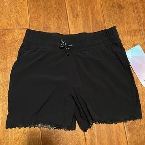 NWT Ivivva black girls shorts size 10